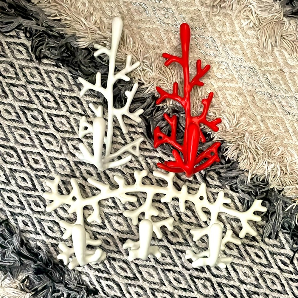 Coral 🪸 inspired hooks